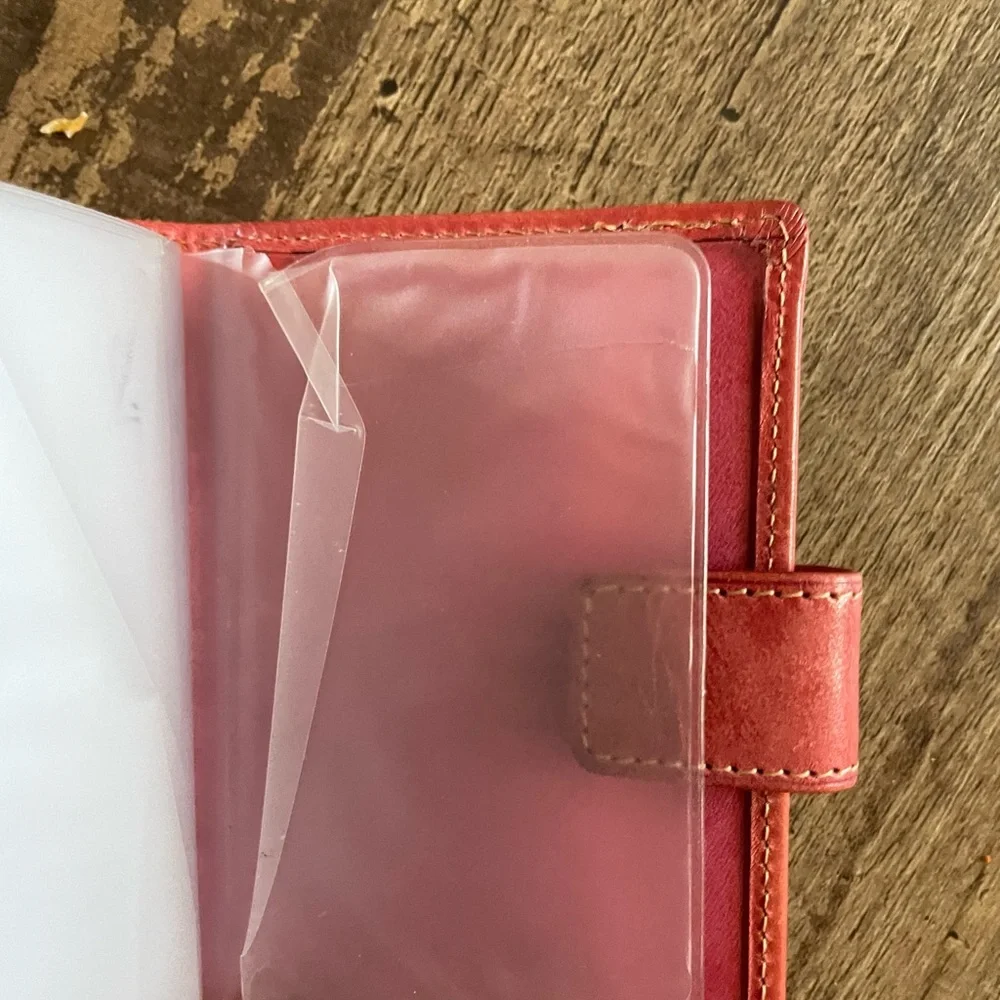 Dallaiti Italy vtg. Italian Leather business credit card holder Red Vera Pelle